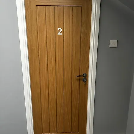 Chevin End Guest House-2